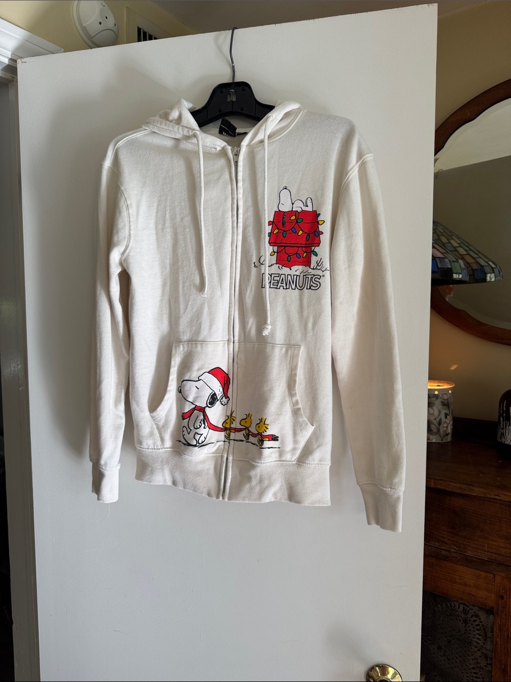Peanuts Snoopy Holiday Cream Zip-Up Hoodie Size XS GUC